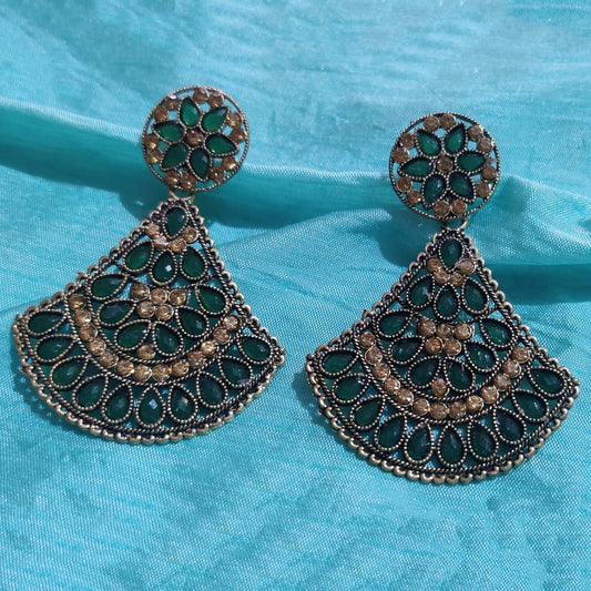 Vastradi Alloy Crystal Fan Stone Work Earring in Green Colour ER1200009