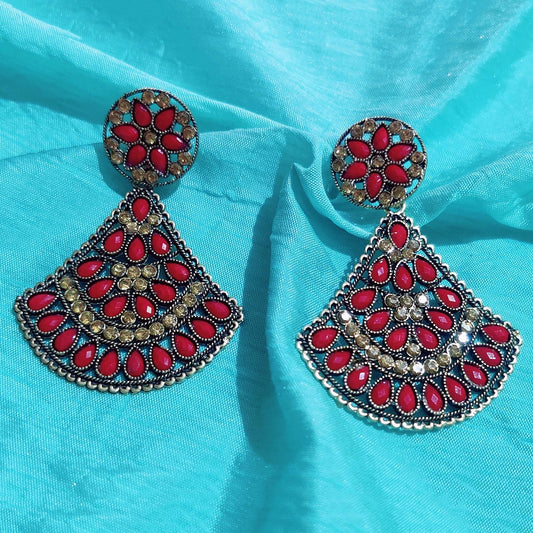 Vastradi Alloy Crystal Fan Stone Work Earring in Red Colour ER1200003
