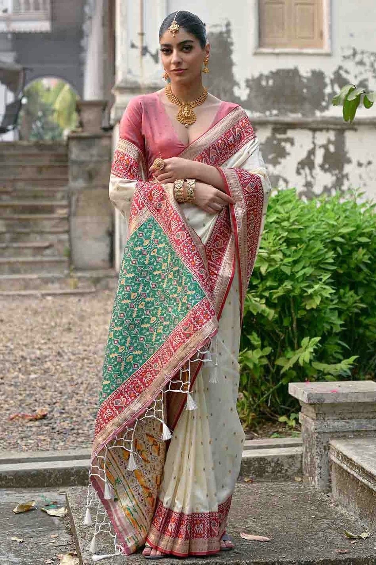 White Colour Banarasi Silk Traditional Saree SD1260065 A