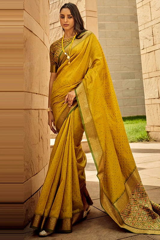 Yellow Colour Handloom Silk Saree SD1110080