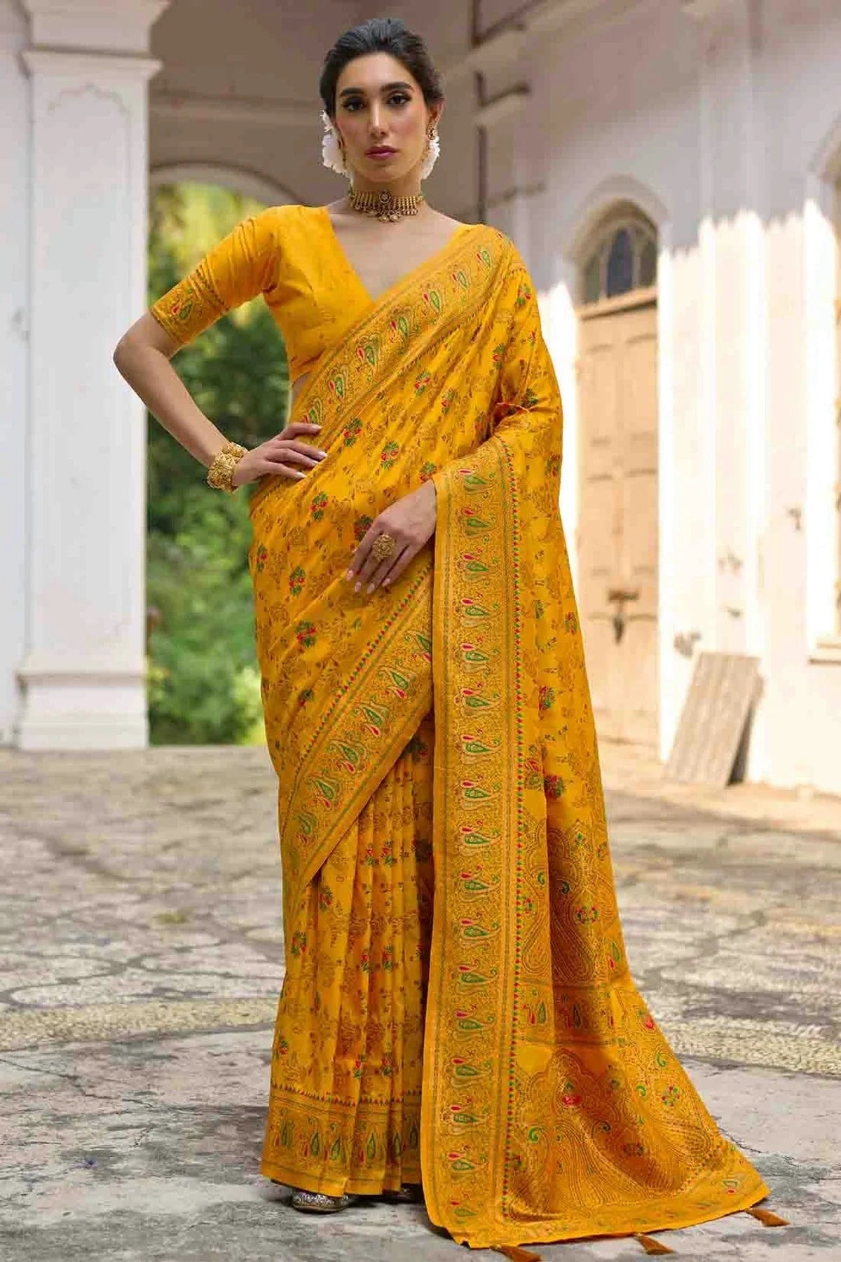 Yellow Colour Silk Traditional Saree SD1260052